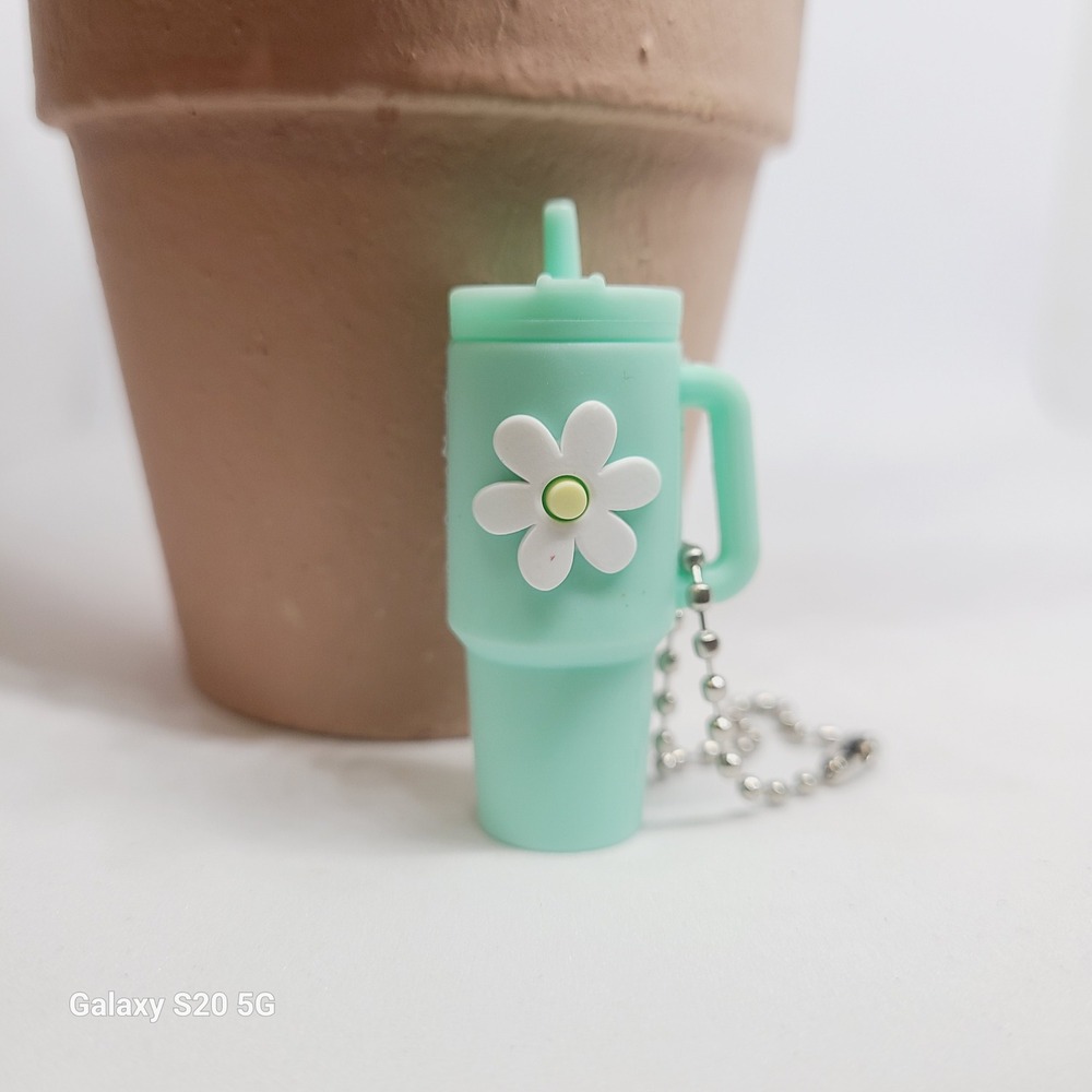 Cute Daisy Tumbler Keychain Mint Green Mini Cup Accessory Bag Charm NEW Unisex